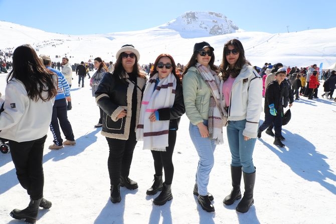 Hakkari 5.Kar festivali sona erdi galerisi resim 40