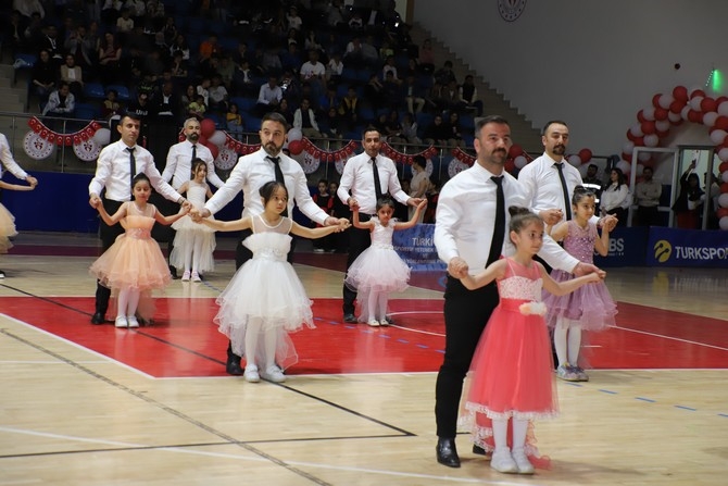 Hakkari'de 23 Nisan coşkusu galerisi resim 18