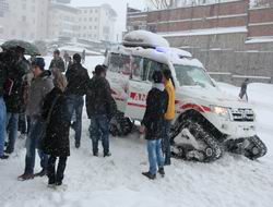 Hakkari'de kar esareti