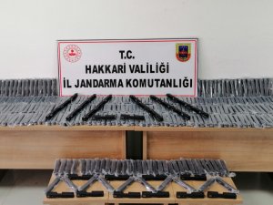 400 adet tabanca üst kapağı ele geçirildi