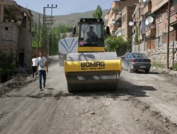 Hakkari'de yol çalışmaları