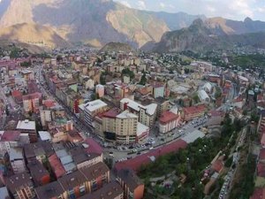 Genç nüfus oranı en yüksek il Hakkari