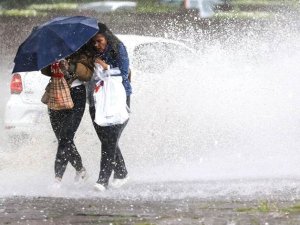 Meteorolojiden kuvvetli yağış uyarısı