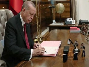 Erdoğan'ın imzasıyla 5 isim görevden alındı!