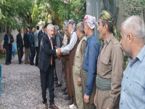 Özbek’ten yurtdışı çıkış harcına zam tepkisi