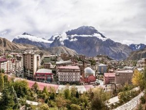 Uzmanlardan Hakkari'ye 7 şiddetinde deprem uyarısı