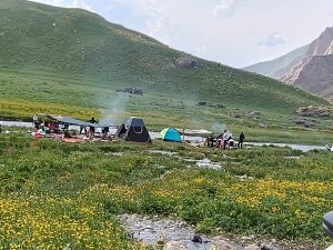 Cennet Cehennem Vadisi çöpten temizlendi