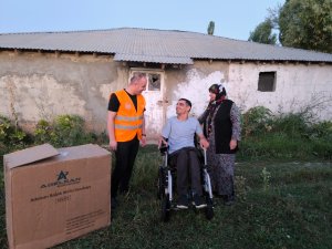 Özel Gereksinimli'nin tekerlekli sandalye sevinci