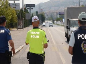 Van’da binlerce  araç kontrol edildi