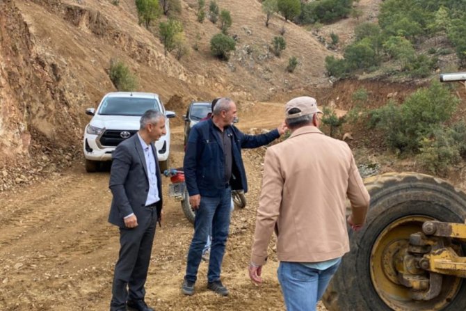 Nehri ve 10 mezrada yol çalışması başlatıldı