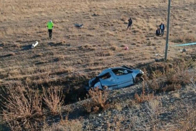 İpek yolunda üzücü kaza: 2 ölü, 2 yaralı