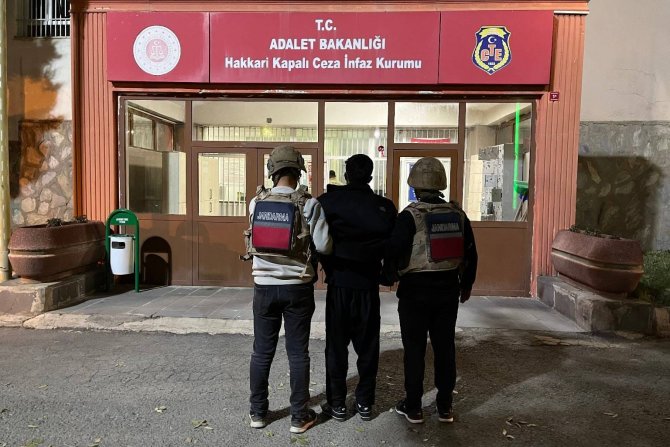 Hakkari'de çocuğa cinsel istismardan aranan şahıs yakalandı