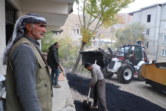 Berçelan’da asfalt çalışmaları ikinci gününde