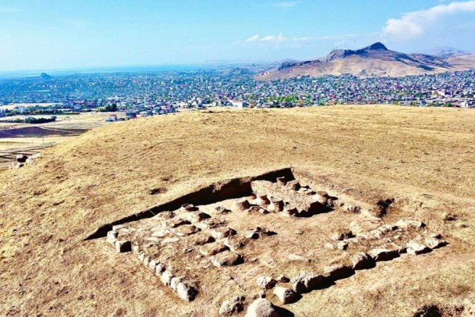 42 dev küp ilk kez gün yüzüne çıkarıldı