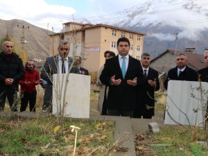 Hakkari MEM vefat eden öğretmenleri unutmadı