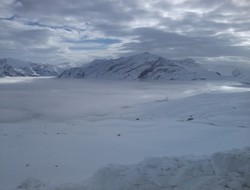 Hakkari sis altında kaldı