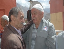 Hakkari'de Hacı adayları uğurlandı