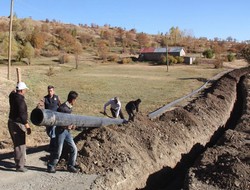 Hakkari'de su şebekesi yenileniyor