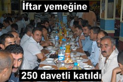 Eğitim Bir Sen iftar yemeği verdi