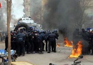 Olaylarda 7 polis yaralandı