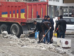 Kar ve buzla mücadele çalışması