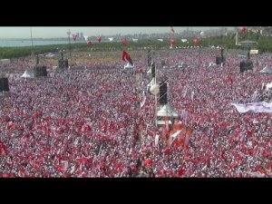 Maltepe'deki adalet mitingine Hakkari CHP'de katıldı!