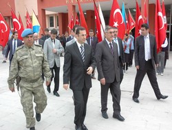 Hakkari'de Cumhuriyet bayramı kutlamaları