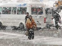 Hakkari'de taşımalı eğitime yeniden ara verildi