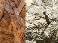 Kayaya 1.300 yıldır saplı olan kılıç kayboldu