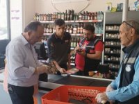 Hakkari’de zincir marketlere sıkı denetim