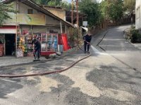 Selden sonra caddeler tazyikli suyla yıkandı