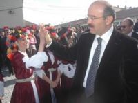 BAKAN ÇELİK HAKKARİ DE