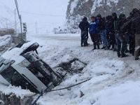 Hakkari’de trafik kazası 15 yaralı