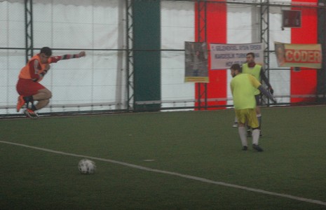 aydin-erdem-futbol-turnuvasi-3.jpg