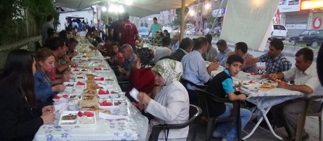 belediye-iftar-cadiri-acti-1.jpg