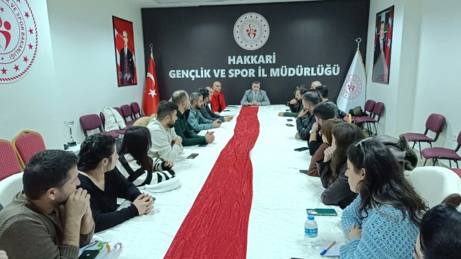 hakkarinin-eski-folkloru-kitap-haline-getiriliyor.jpg