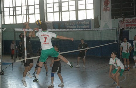 voleybol-anadolu-2.jpg